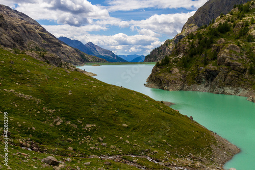 Fototapeta Naklejka Na Ścianę i Meble -  Alpe Gera lake from the other side of the valley 