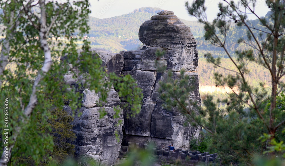 Felsengruppe im Elbsandsteingebirge Felsengruppe im Elbsandsteingebirge