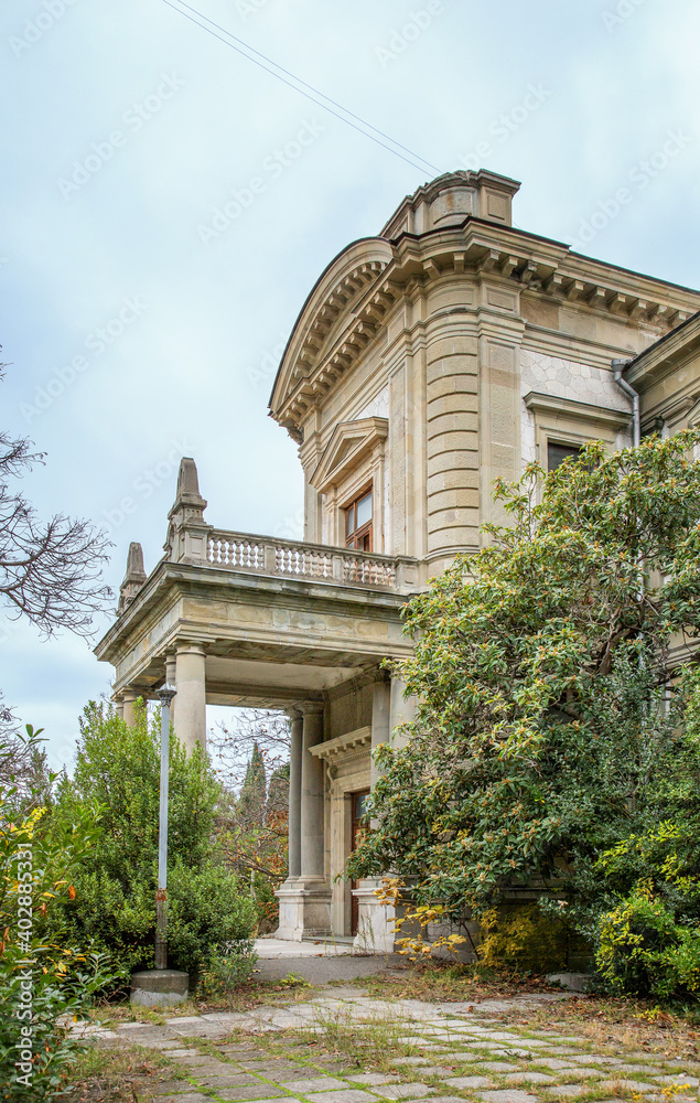 Mordvinov's estate - the count's palace in Yalta Mordvinov's estate - the count's palace in Yalta