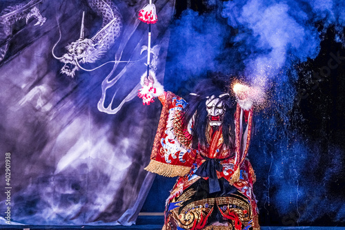 日本の伝統芸能、神楽、広島神楽、新舞、魅力、文化の継承、kagura、八幡、悪魔王、鬼 photo