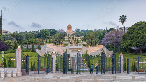 Schilderij op canvas Terraces of the Bahai Faith, the Hanging Gardens of Haifa, are garden terraces a