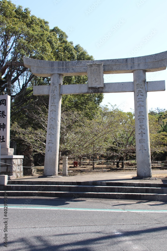 芦屋町の岡湊神社