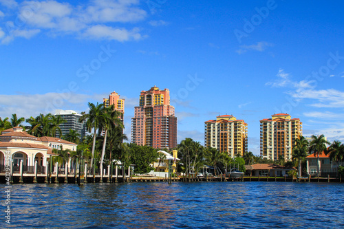 Condos on a Cannel                                       