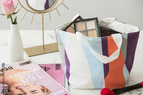 Bag with decorative cosmeti...