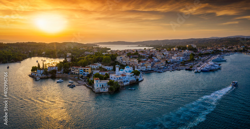 Tableau sur toile Panoramic view to the town of Porto Cheli, Greece, a famous high society retreat