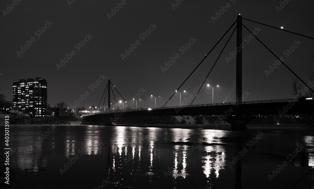 Pont Papineau la nuit