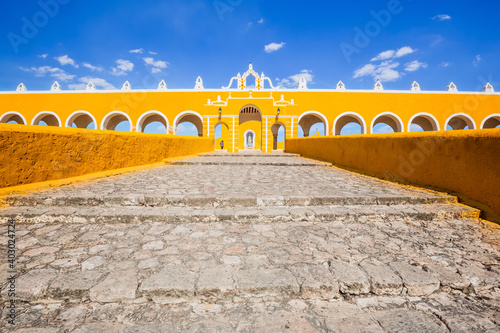 Obraz na płótnie Izamal, Mexico. Convent of Saint Anthony of Padua. w salonie