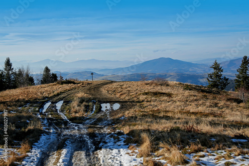 Fototapeta Naklejka Na Ścianę i Meble -  beautfil mountain landscape in Beskid Wyspowy, trail to Jasien peak, Poland