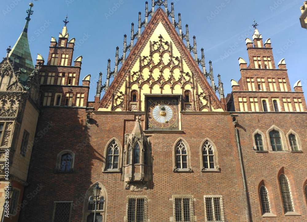 Ayuntamiento en la plaza de mercado de Wroclaw, Breslavia en Polonia