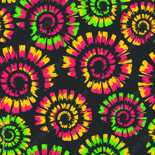 Seamless vector pattern with colourful spiral shell on grey background. Artistic tie dye wallpaper with paint swirl. Decorative fashion textile texture.