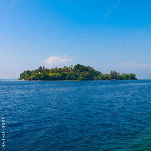 Island in the middle of the sea, Autonomous Region of Bougainville, Bougainville, Papua New Guinea photo
