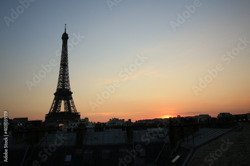 에펠탑 © 라쿤몬