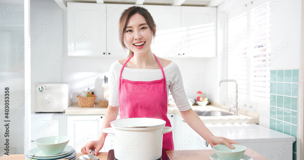 Asian pretty live streamer online Asian pretty live streamer online