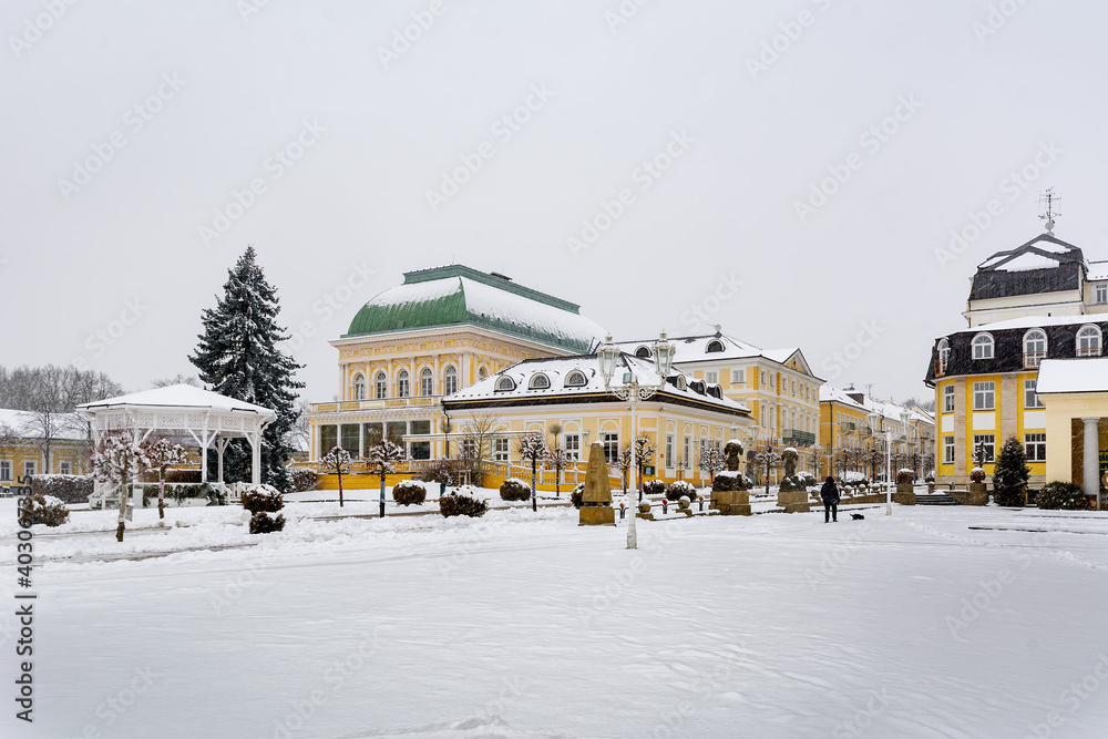 Fototapeta premium Spa center of small Czech spa town Frantiskovy Lazne (Franzensbad) - Czech Republic