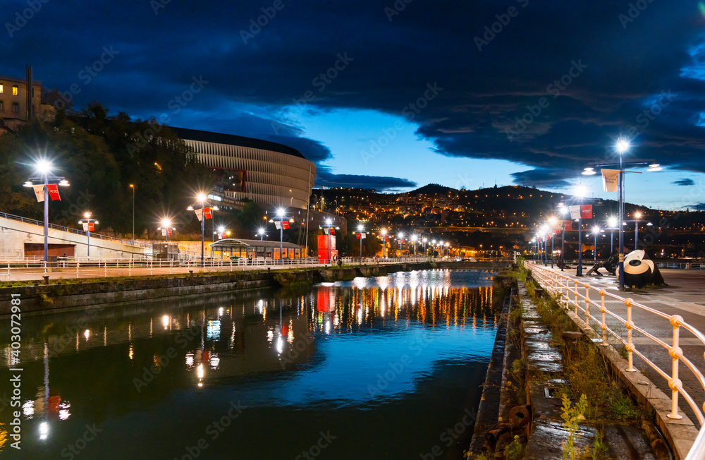 Nervion River, Bilbao, Bizkaia, Basque Country, Spain, Europe