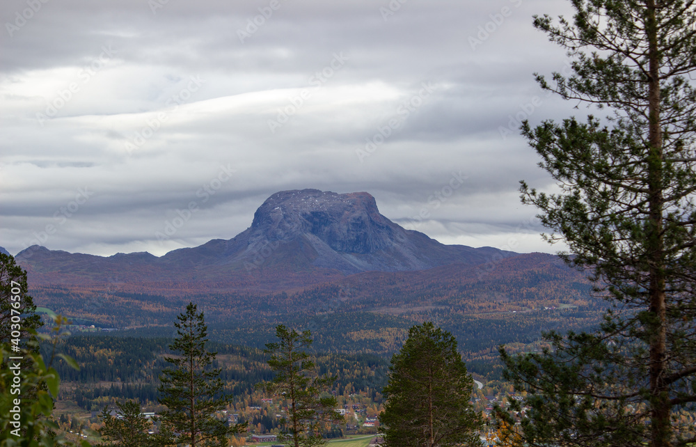 mountain in norway mountain in norway