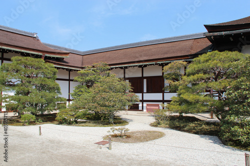 imperial palace (kyoto-gosho) in kyoto (japan) photo