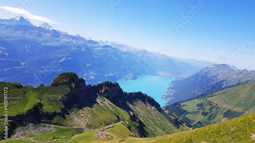Ausblick von der Rothornbahn in der Schweiz. Landschaft um den Rothorn.