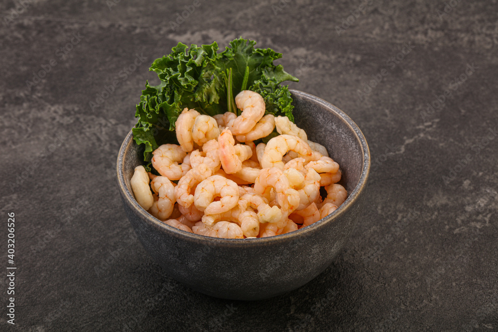 Small unshelled shrimps in the bowl
