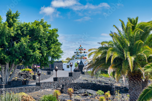 Fototapete Lanzarote, Spain-January 31,2019 : View of the exterior gardens of the Cesar Man