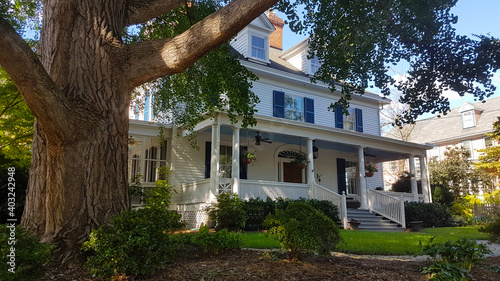  traditional american house