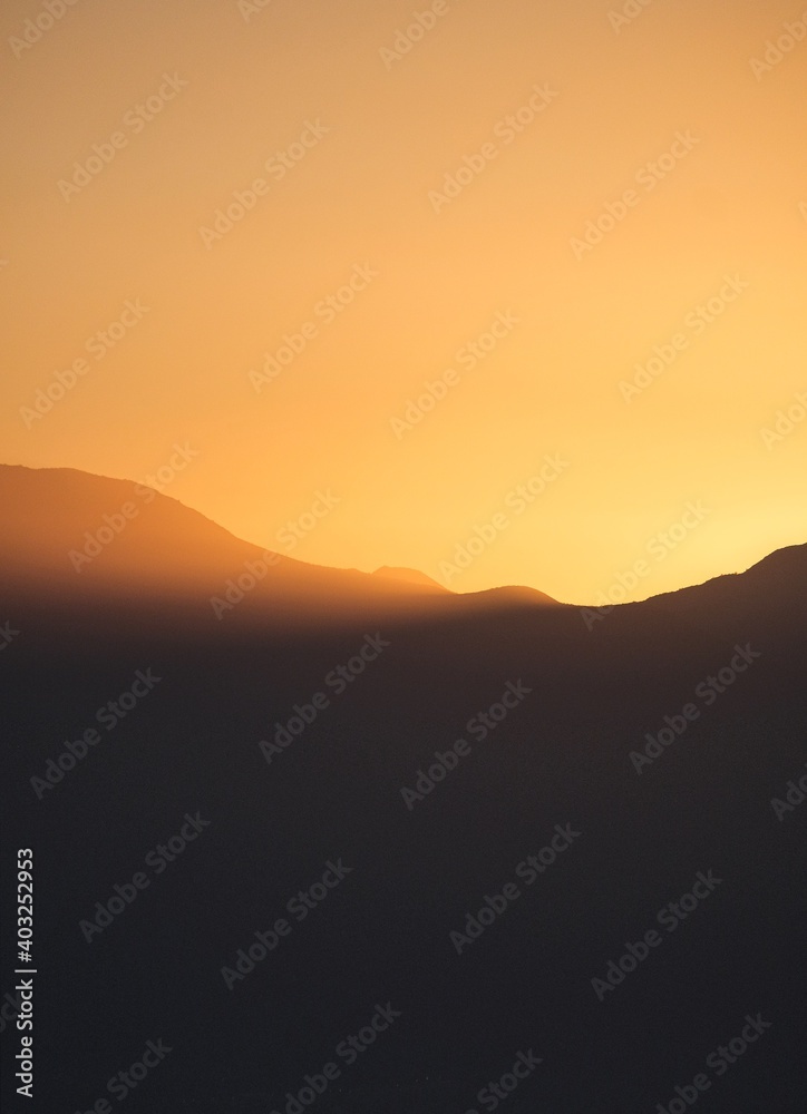 Obraz premium sunset in the mountains