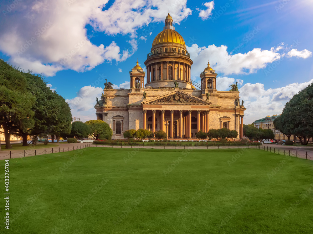 Saint-Petersburg in summer. ?ities of Russia. Sights Of Petersburg. Cathedrals Of Petersburg. St. Isaac Cathedral on a summer day. Travel to the Russian Federation.