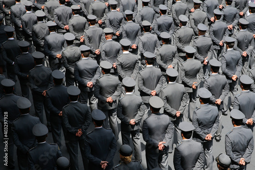 Obraz na płótnie Military army troops in form during patent graduation ceremony at headquarters, high angle of view