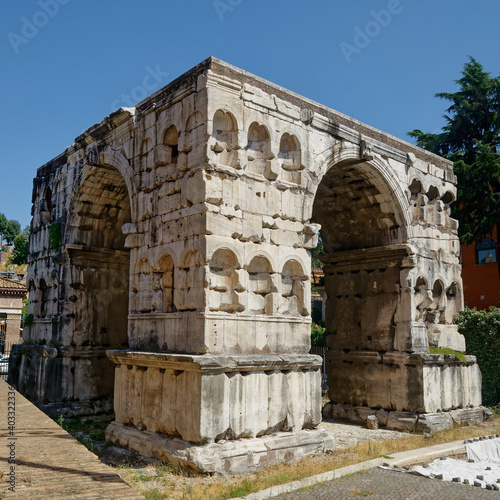 Photography Arc de Janus, Italie