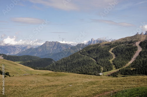 Sielankowy widok z Dolomitów, Włochy