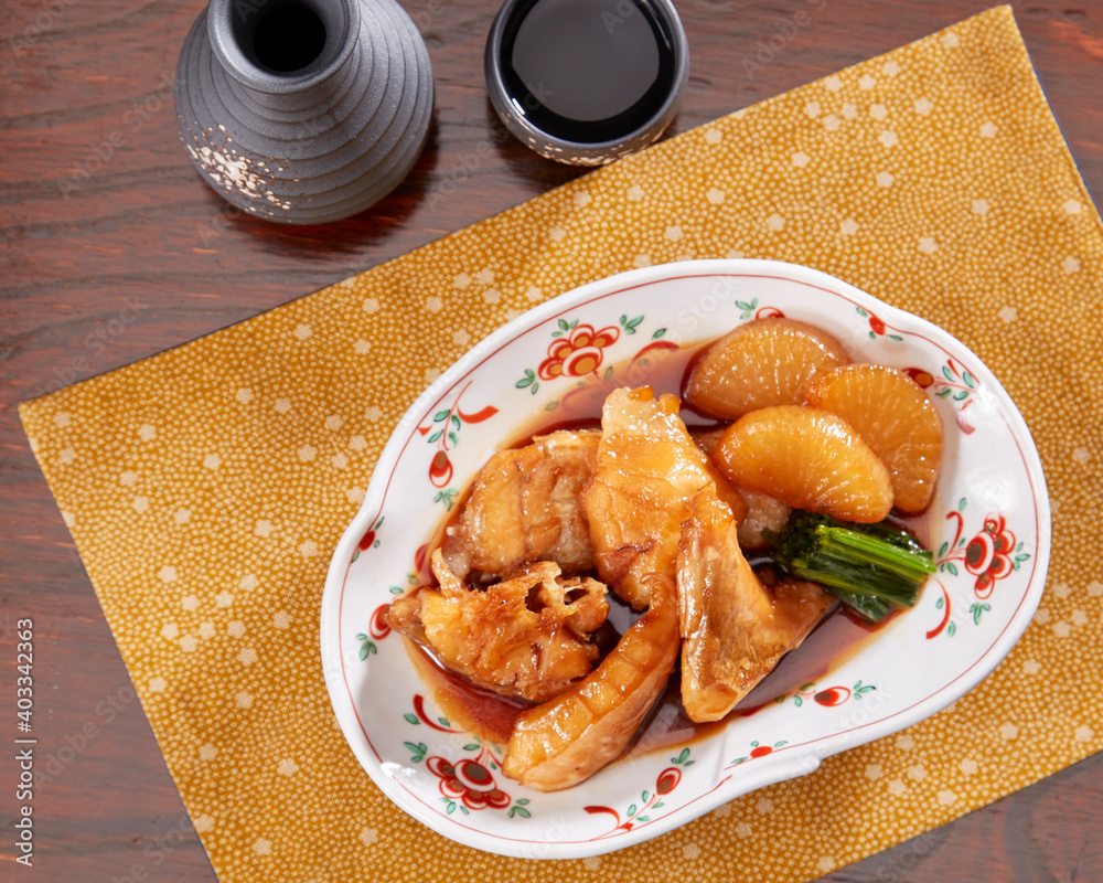クエのあら煮 あら煮大根 あら炊き 真俯瞰 Stock 写真 Adobe Stock