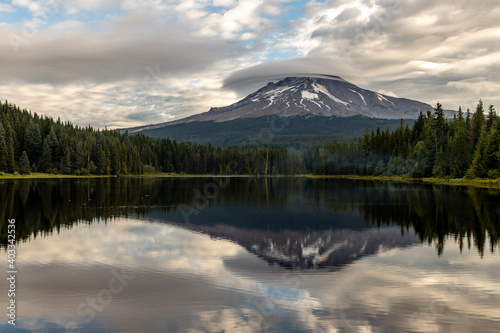 mount hood reflection