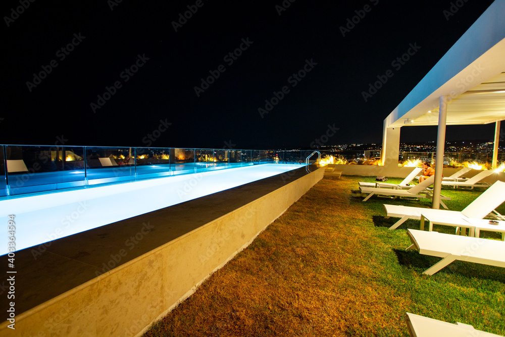 Fototapeta premium pool in the city 