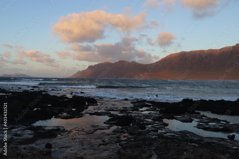 Caleta de Famara Lanzarote Îles Canaries Espagne Caleta de Famara Lanzarote Îles Canaries Espagne