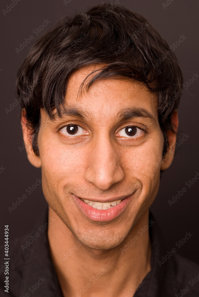 Obraz premium Portrait von jungen Asiaten