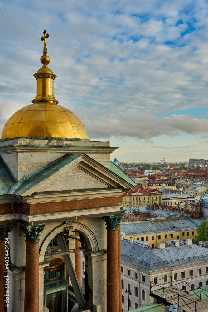 Fototapeta premium Panoramic view over St. Petersburg, Russia, from St. Isaac Cathedral.