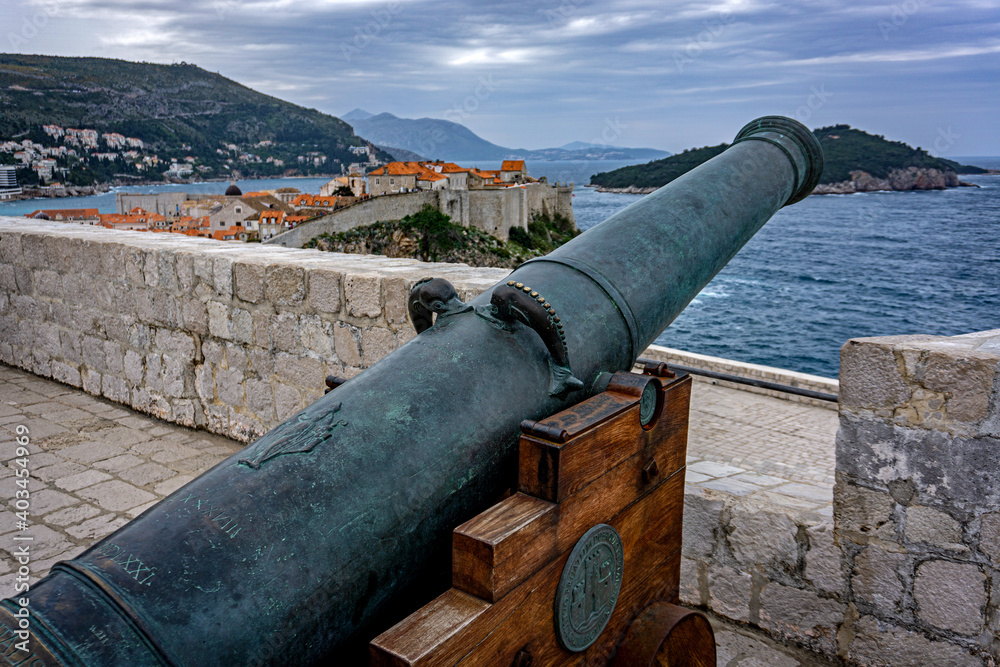Defending Dubrovnik on the Adriatic
