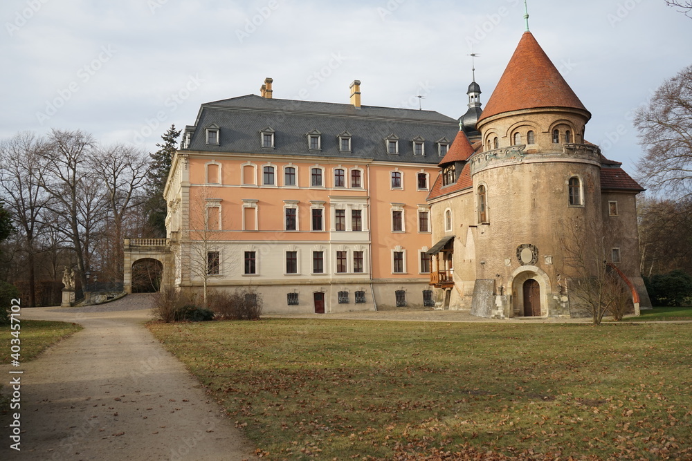 Barockschloss Altdöbern mit Anbauten