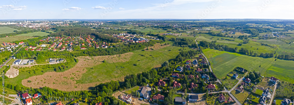 Widok z lotu ptaka, panorama miejscowości Kłodawa w pobliżu miasta Gorzów Wielkopolski, Polska	
