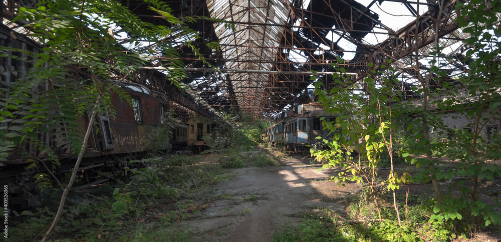 Abandoned Red Star Train Graveyard in Budapest, Urbex Hungary Abandoned Red Star Train Graveyard in Budapest, Urbex Hungary