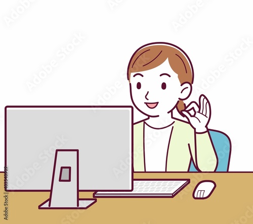 Young woman in a cardigan_Desktop PC