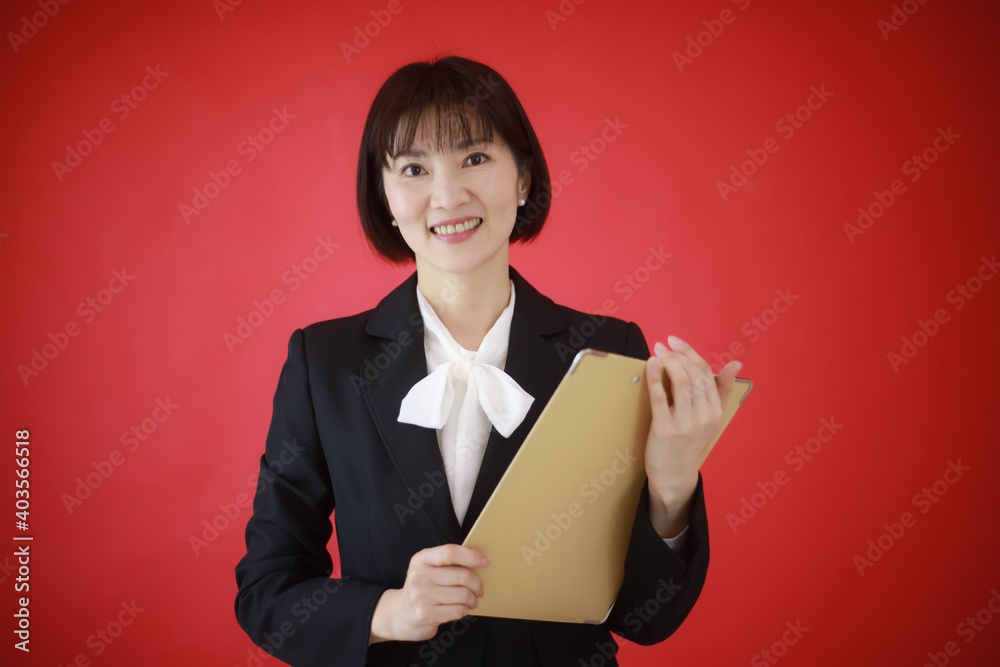 女性社員イメージ 女性社員イメージ