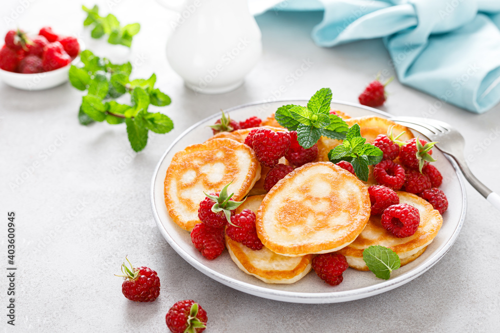 Breakfast pancakes with fresh raspberry Breakfast pancakes with fresh raspberry
