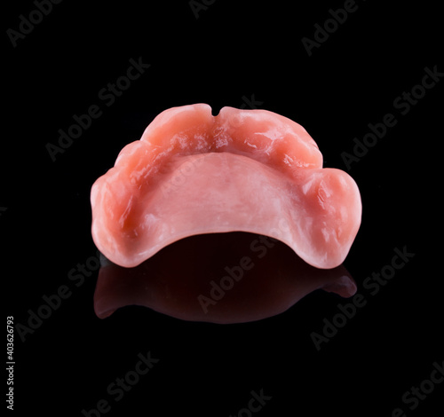 Complete maxillary denture