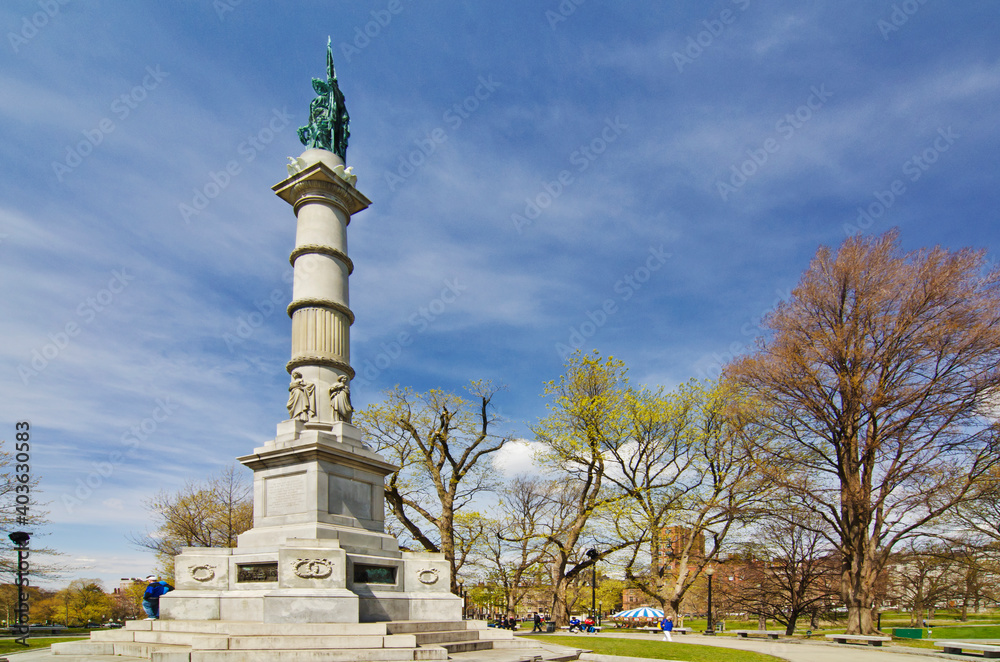562-35 Soldiers & Sailors Monument, Boston Commons, Boston Massachutts