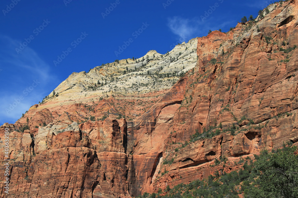 mountains in zion national park	