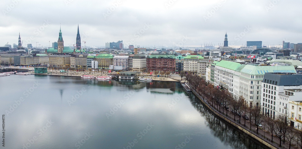 Obraz premium City of Hamburg from above - travel photography