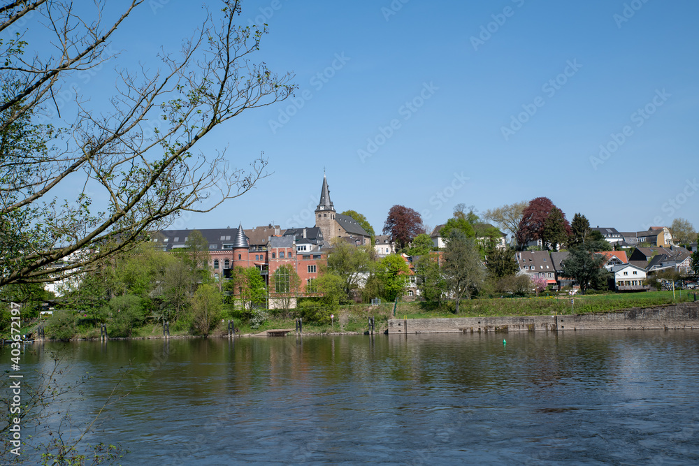 Kettwiger Altstadt vom anderen Ufer der Ruhr