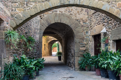 Rincones y localizaciones del pequeño pueblo de Monells, en la provincia de Girona, al noreste de Catalunya photo