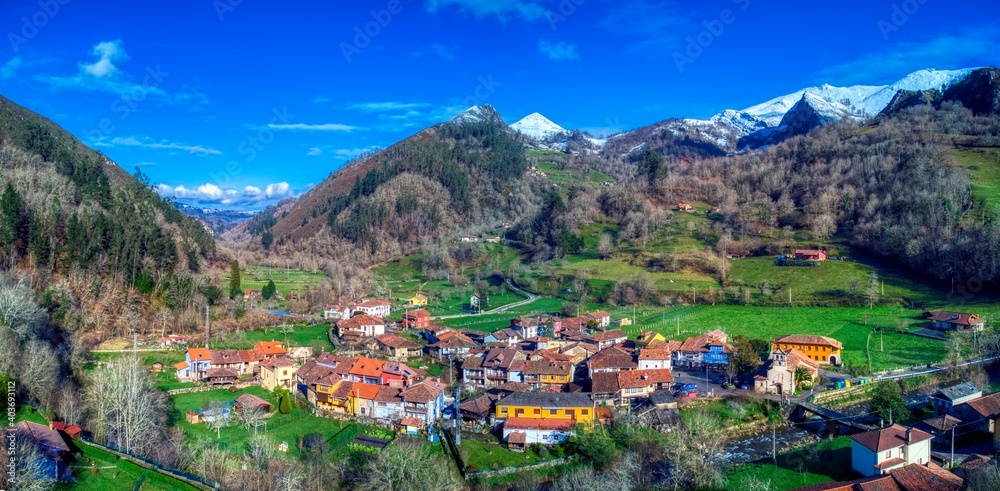 Beautiful cottages in Northern Spain. Espinaredo, Asturias. Spain